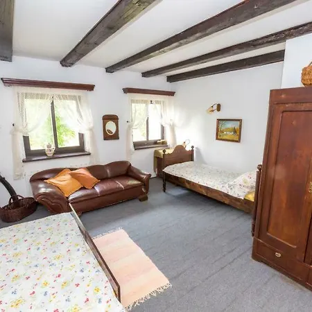 Sleeps 8