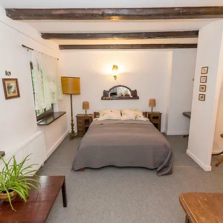 Dom wakacyjny Sleeps 8 Zawady Oleckie