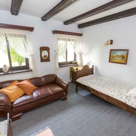 Sleeps 8 Dom wakacyjny Zawady Oleckie